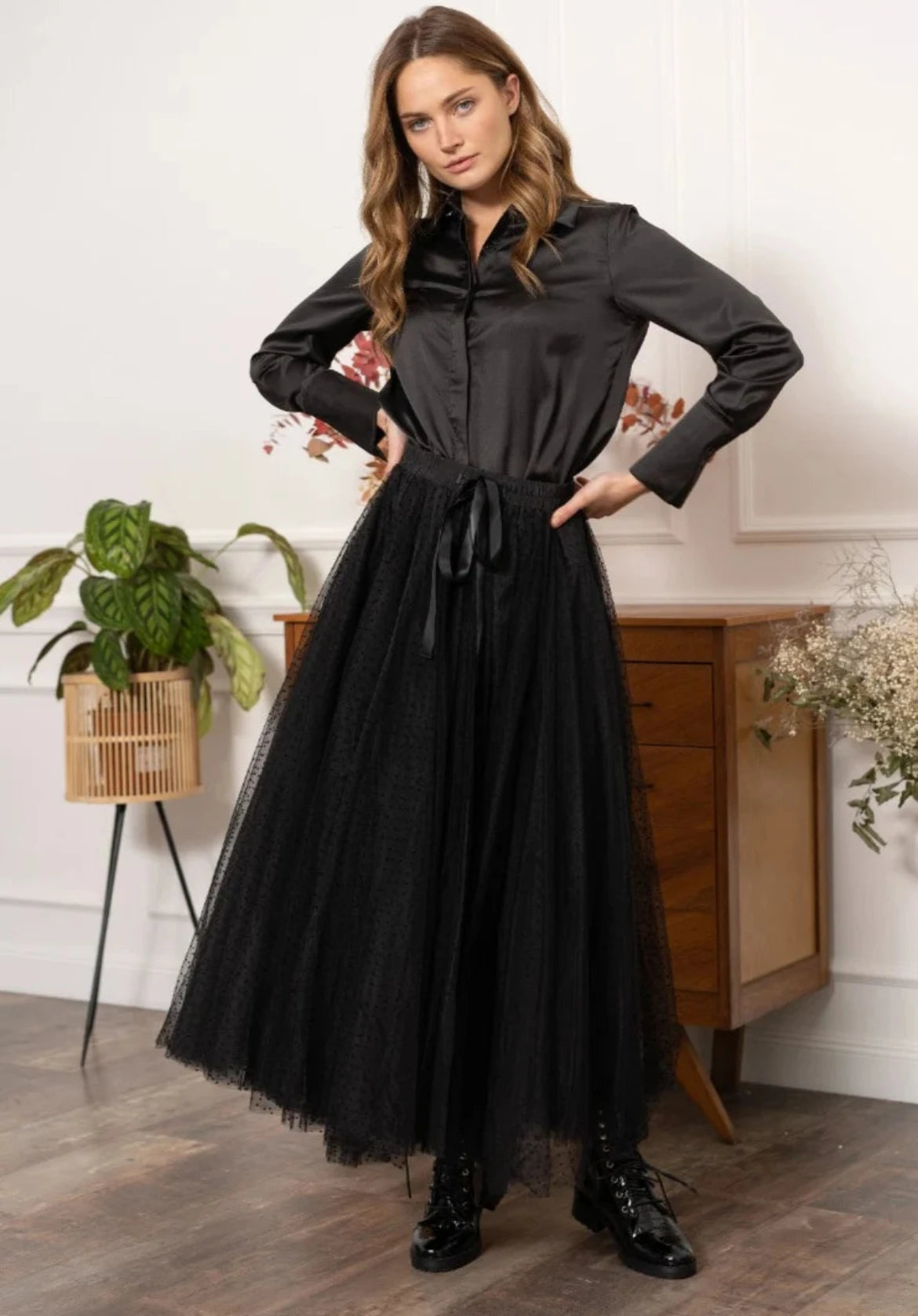 black tulle skirt volume